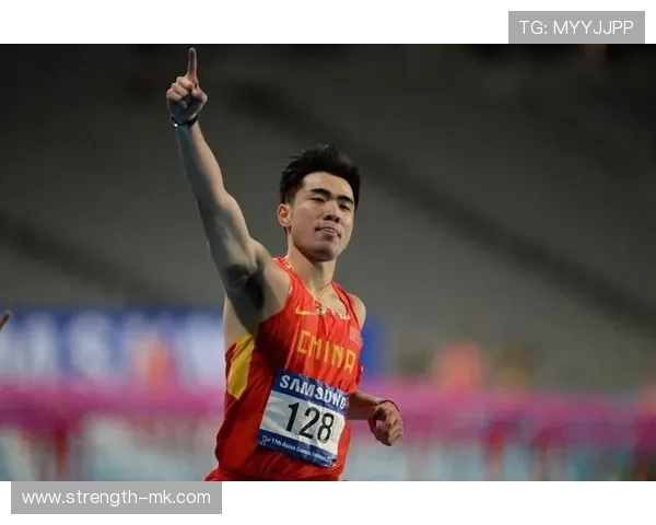 瑞安·墨菲闪耀世界游泳锦标赛，勇夺金牌刷新个人最佳纪录